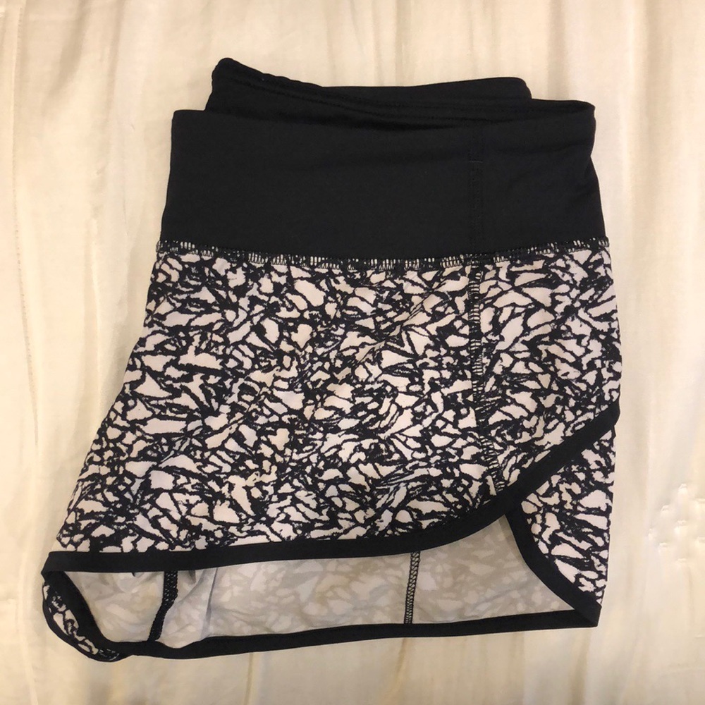 Lulu Lemon shorts